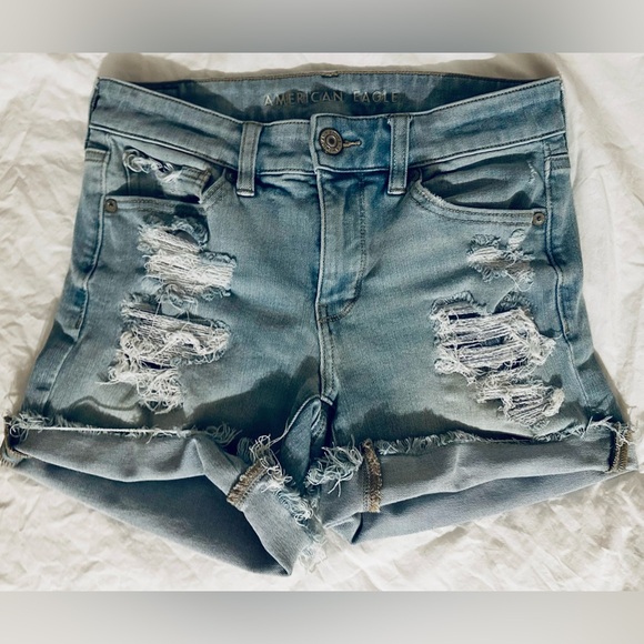 American Eagle The Dream Short MIDI Distressed Light Wash Shorts - Picture 4 of 13